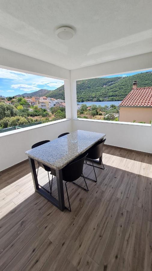 Apartmani Mlinar - One Bedroom Apartment With Seaview Grebaštica Dış mekan fotoğraf